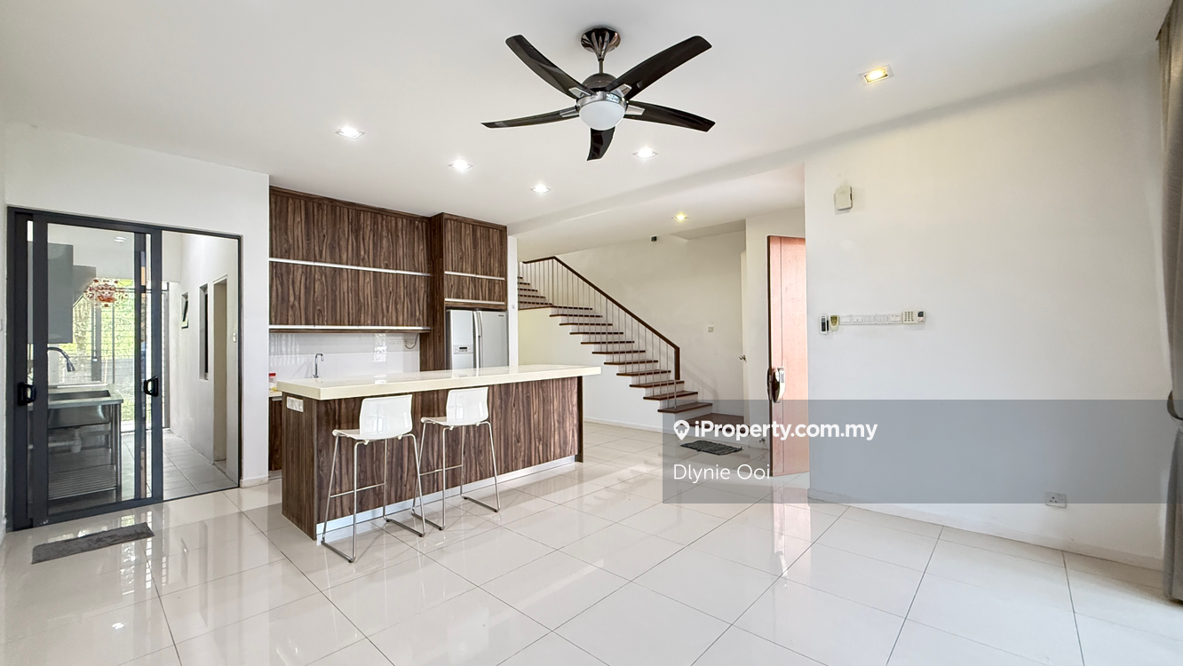 Rumah Berangkai 3 Tingkat untuk Dijual di Taman Tasik Damai, Sungai Besi oleh Dlynie Ooi - iProperty.com.my