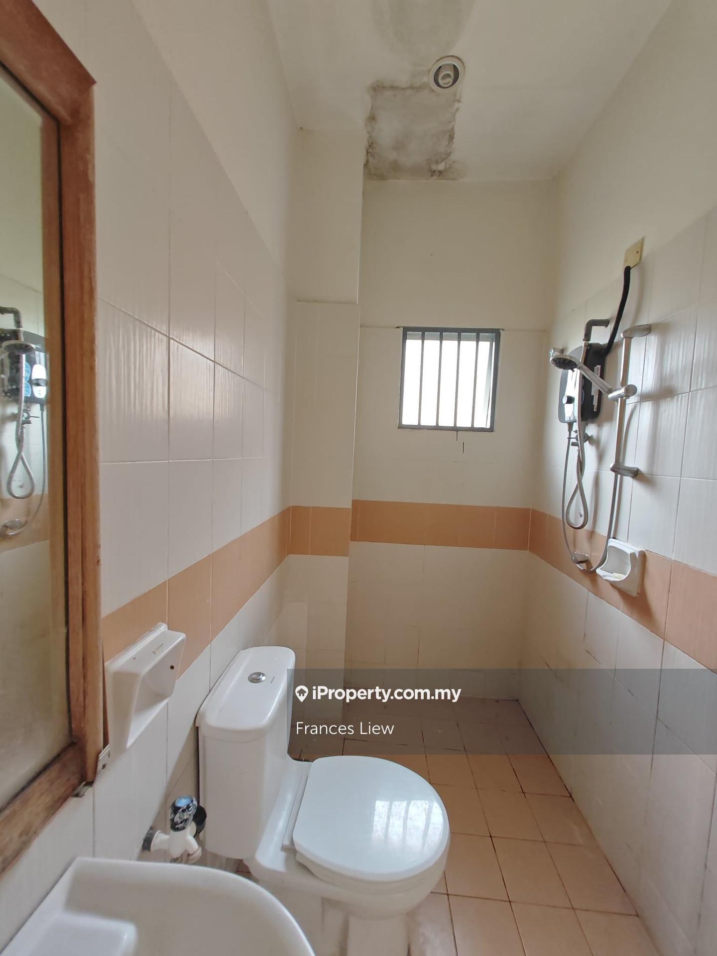 Rumah Berkembar untuk Dijual di Taman Puncak Jalil, Seri Kembangan oleh Frances Liew - iProperty.com.my