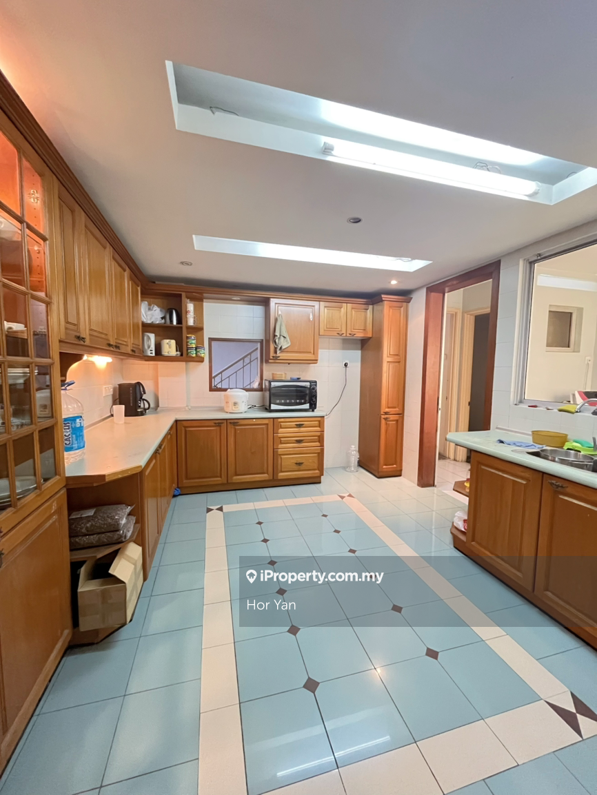 Condominium for Sale in Pantai Panorama Condominiums by Hor Yan - iProperty.com.my