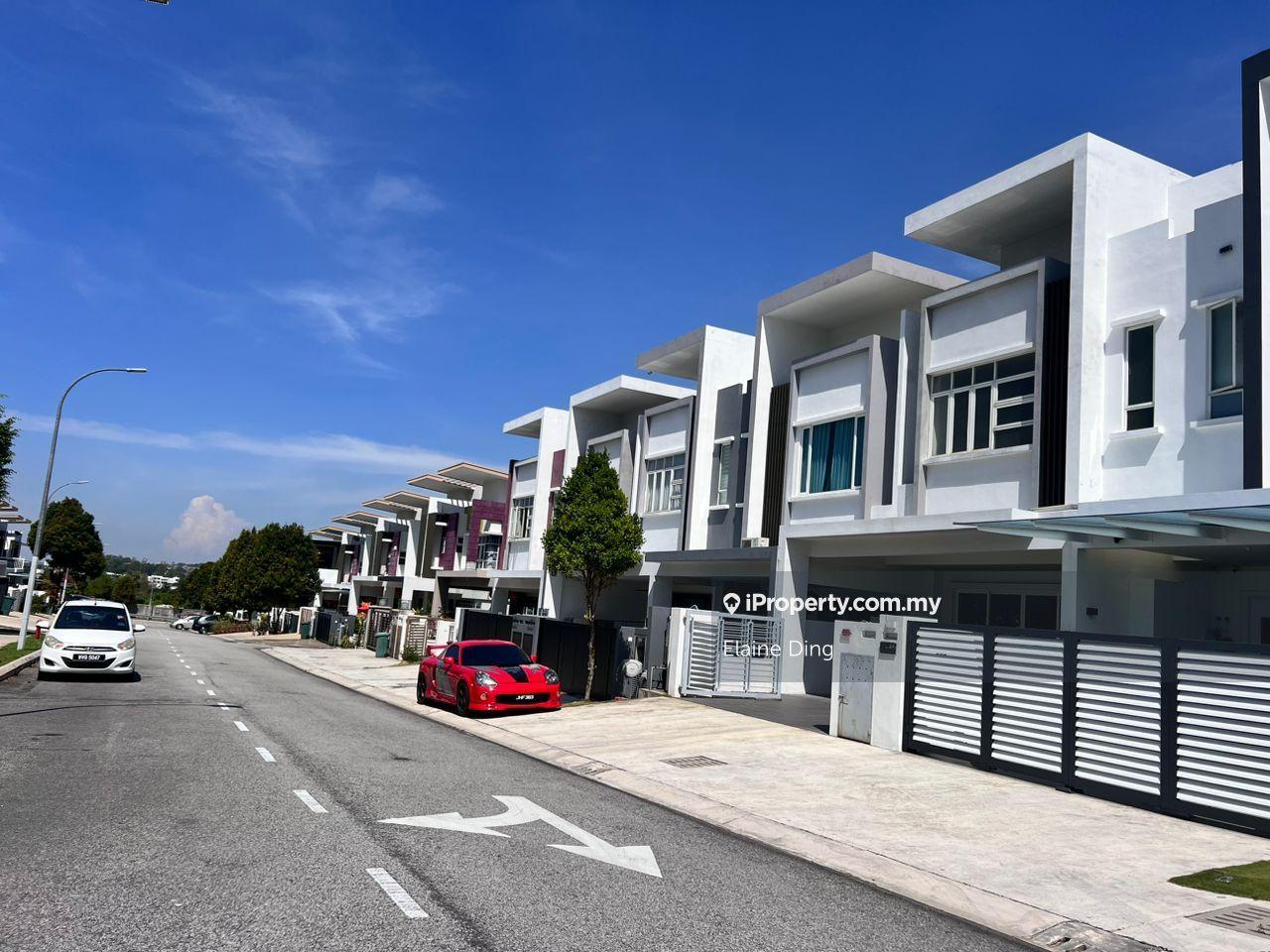 Rumah Berangkai 2 Tingkat untuk Disewa di Taman Semanja, Kajang oleh Elaine Ding - iProperty.com.my