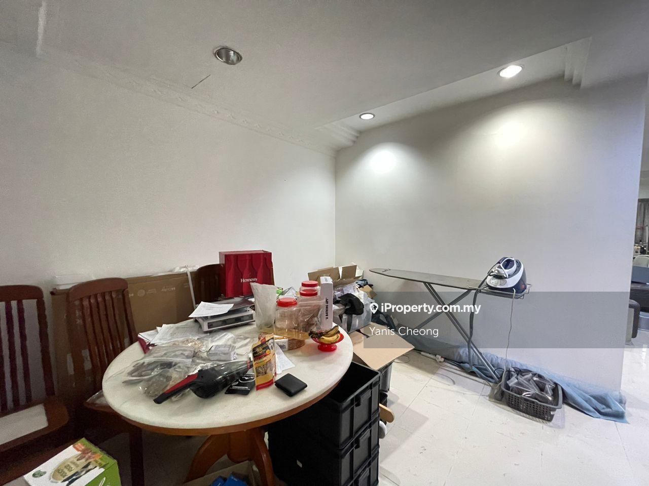 Rumah Berangkai 2 Tingkat untuk Dijual di Taman Wangsa Permai, Kepong oleh Yanis Cheong - iProperty.com.my