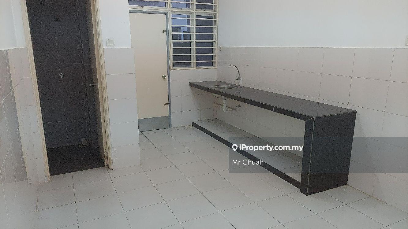 Rumah Berangkai 2 Tingkat untuk Disewa di Taman Dato Demang, Seri Kembangan oleh Mr Chuah - iProperty.com.my