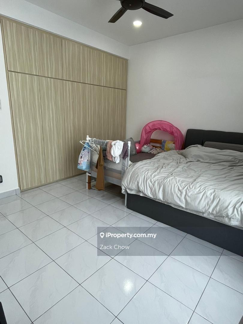 Rumah Berangkai 2 Tingkat untuk Dijual di Taman Austin Duta, Tebrau oleh Zack Chow - iProperty.com.my