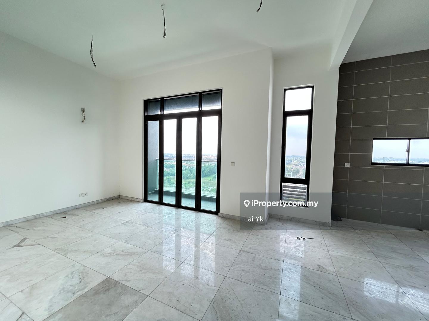 Rumah Berkembar untuk Dijual di Putra Heights, Subang Jaya oleh Lai Yk - iProperty.com.my