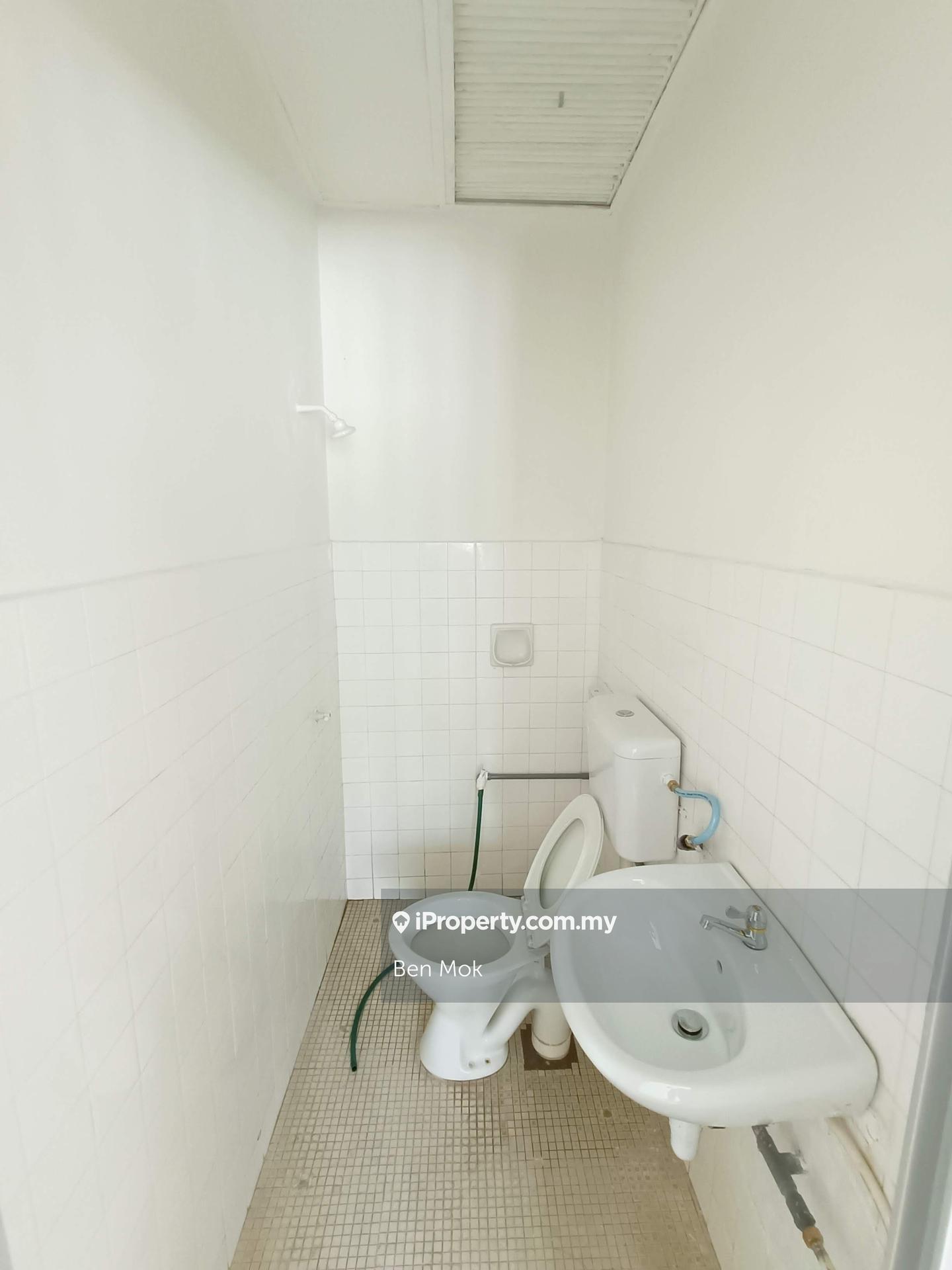 Rumah Berangkai 1 Tingkat untuk Dijual di Taman Bukit Permai, Ampang oleh Ben Mok - iProperty.com.my