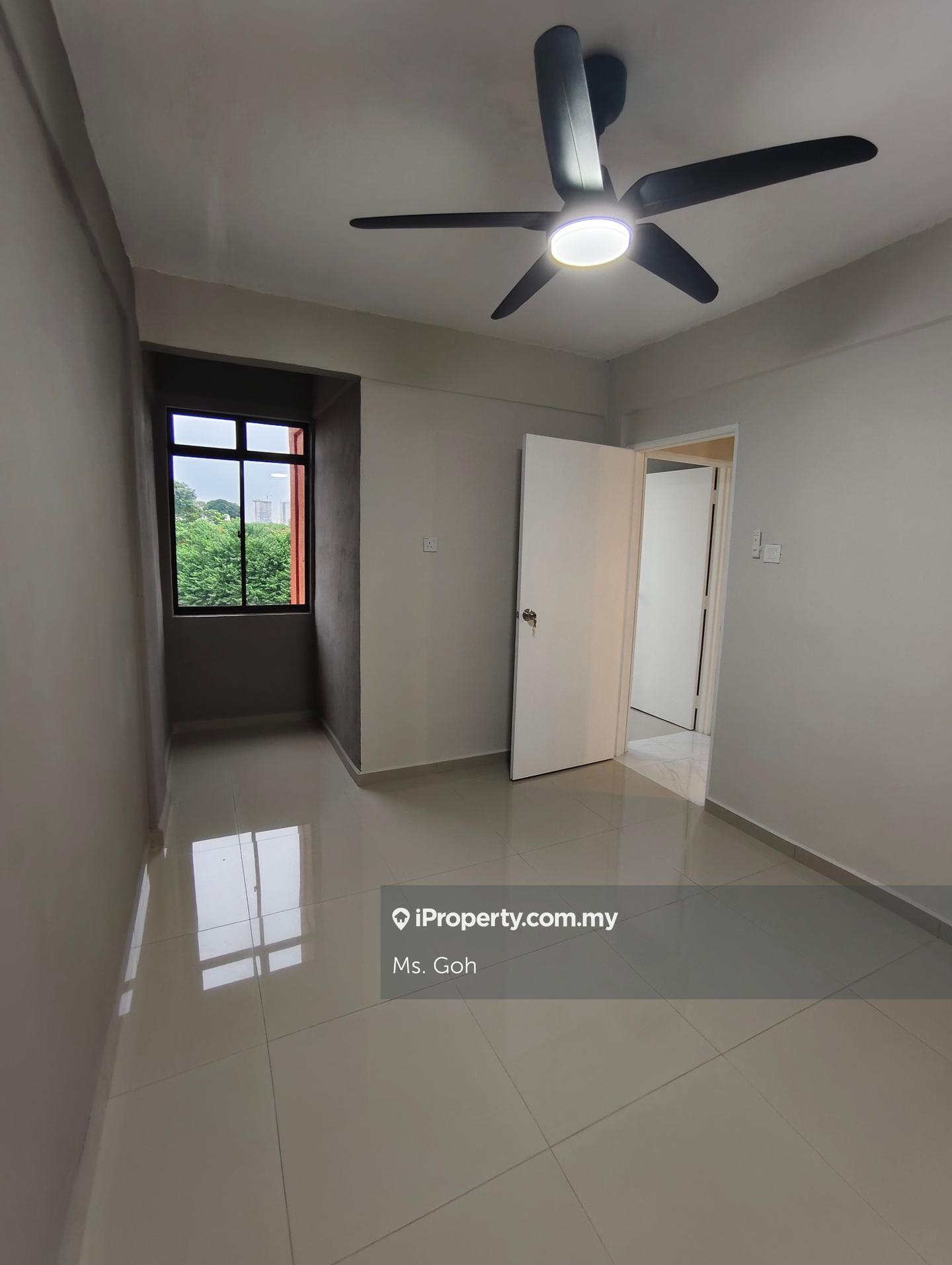 Rumah Pangsa untuk Dijual di Larkin Perdana oleh Ms. Goh - iProperty.com.my