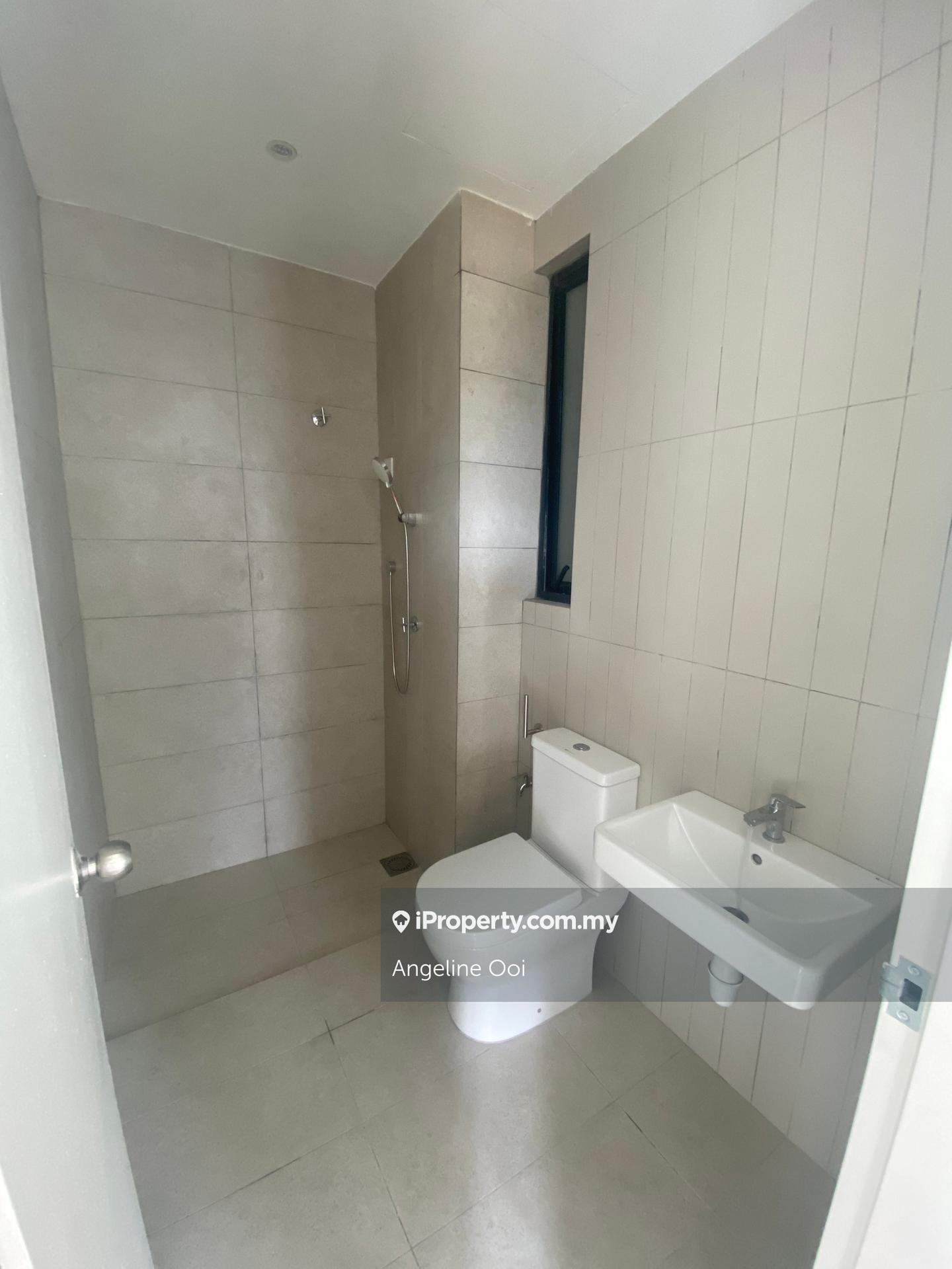 Service Residence for Sale in Kenwingston Avenue by Angeline Ooi - iProperty.com.my