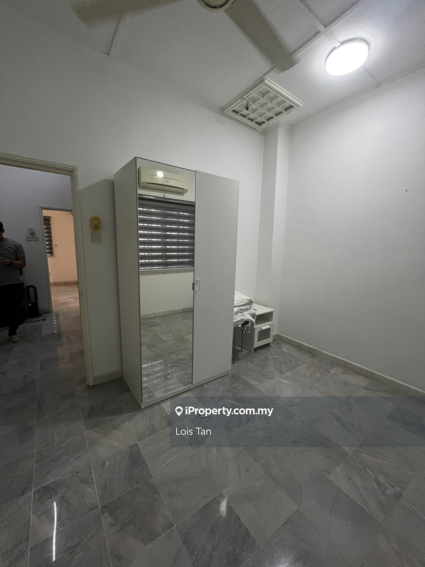 Rumah Berangkai 2 Tingkat untuk Dijual di Corner House SD 8, Bandar Sri Damansara, Bandar Sri Damansara oleh Lois Tan - iProperty.com.my