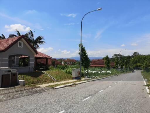 Banglo Tanah untuk Dijual di Bayu Lakehomes, Mantin oleh Ricky Poon - iProperty.com.my