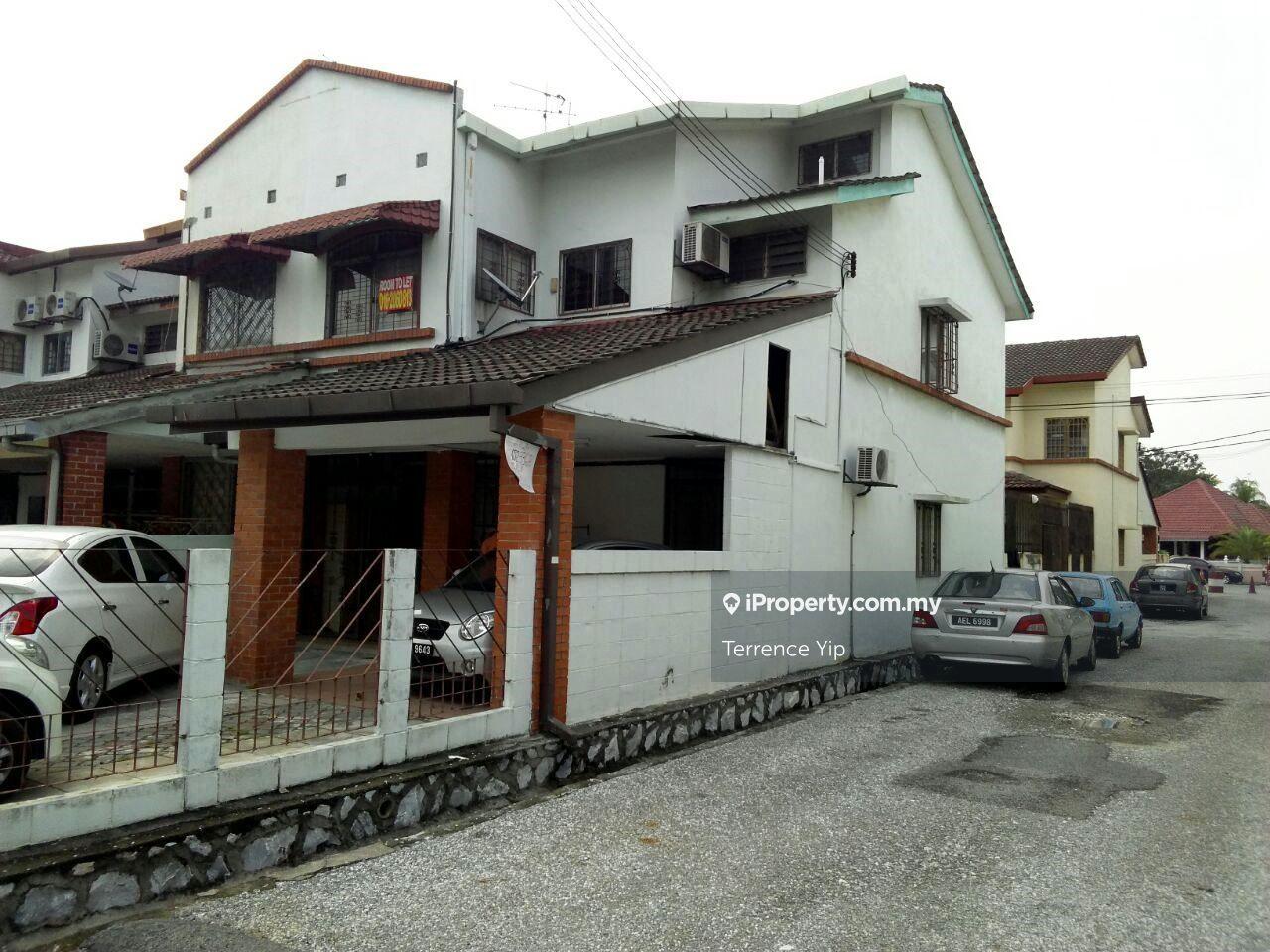 Rumah Berangkai 2 Tingkat untuk Disewa di Pjs 9, Sunway oleh Terrence Yip - iProperty.com.my