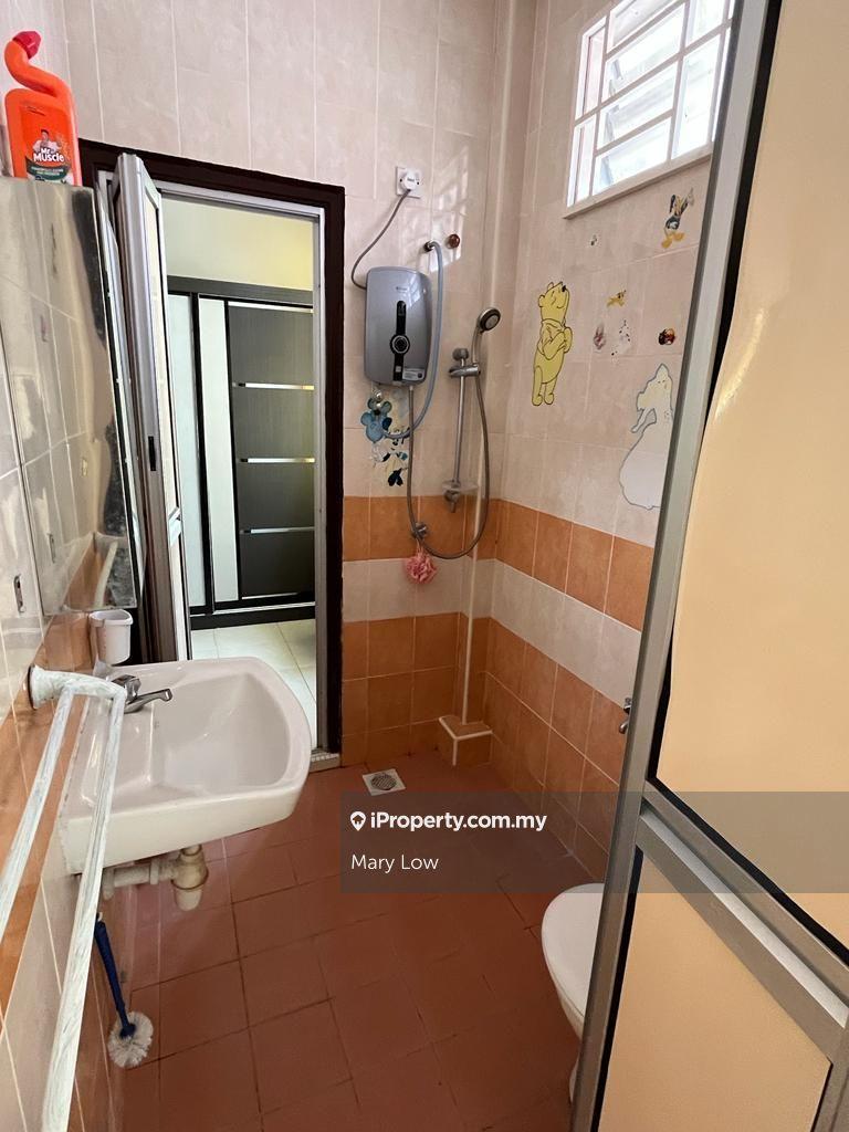 Rumah Berangkai 2 Tingkat untuk Disewa di Double Storey Terrace Semabok Perdana, Semabok oleh Mary Low - iProperty.com.my