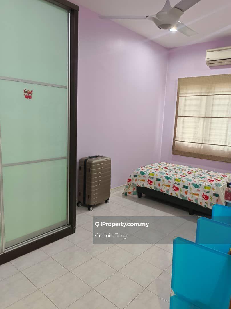 Rumah Berangkai 2 Tingkat untuk Dijual di Endlot 2 Story Kemuning Greenhills Kota kemuning, Shah Alam oleh Connie Tong - iProperty.com.my