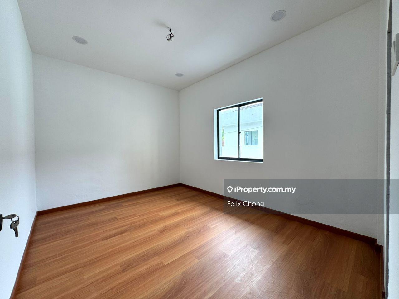 Semi-Detached House for Sale in Kampung Mahmoodiah, Johor Bahru by Felix Chong - iProperty.com.my