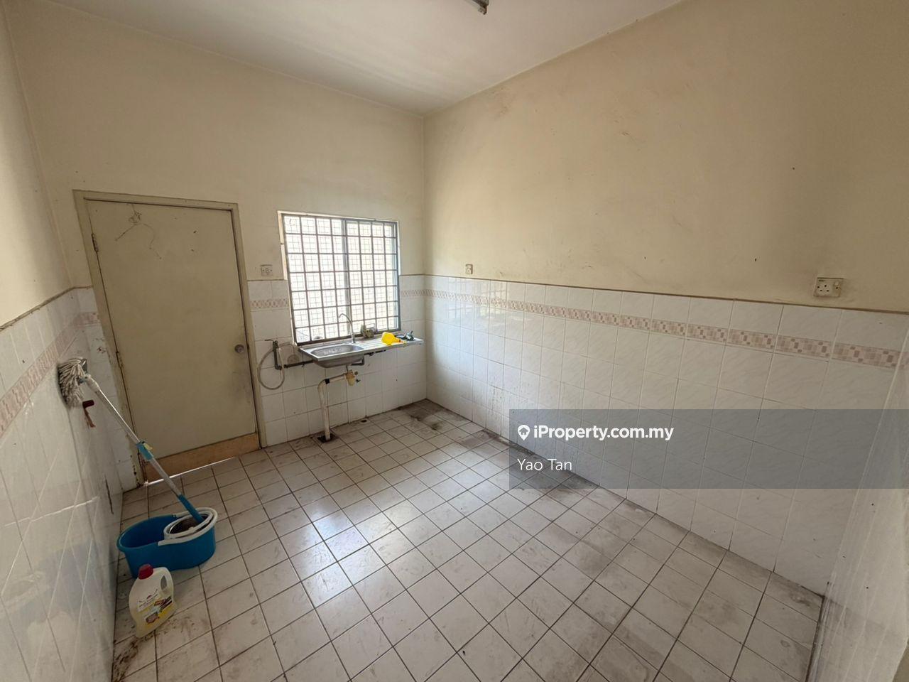 2-storey Terraced House for Sale in Taman Putra Permai, Seri Kembangan by Yao Tan - iProperty.com.my