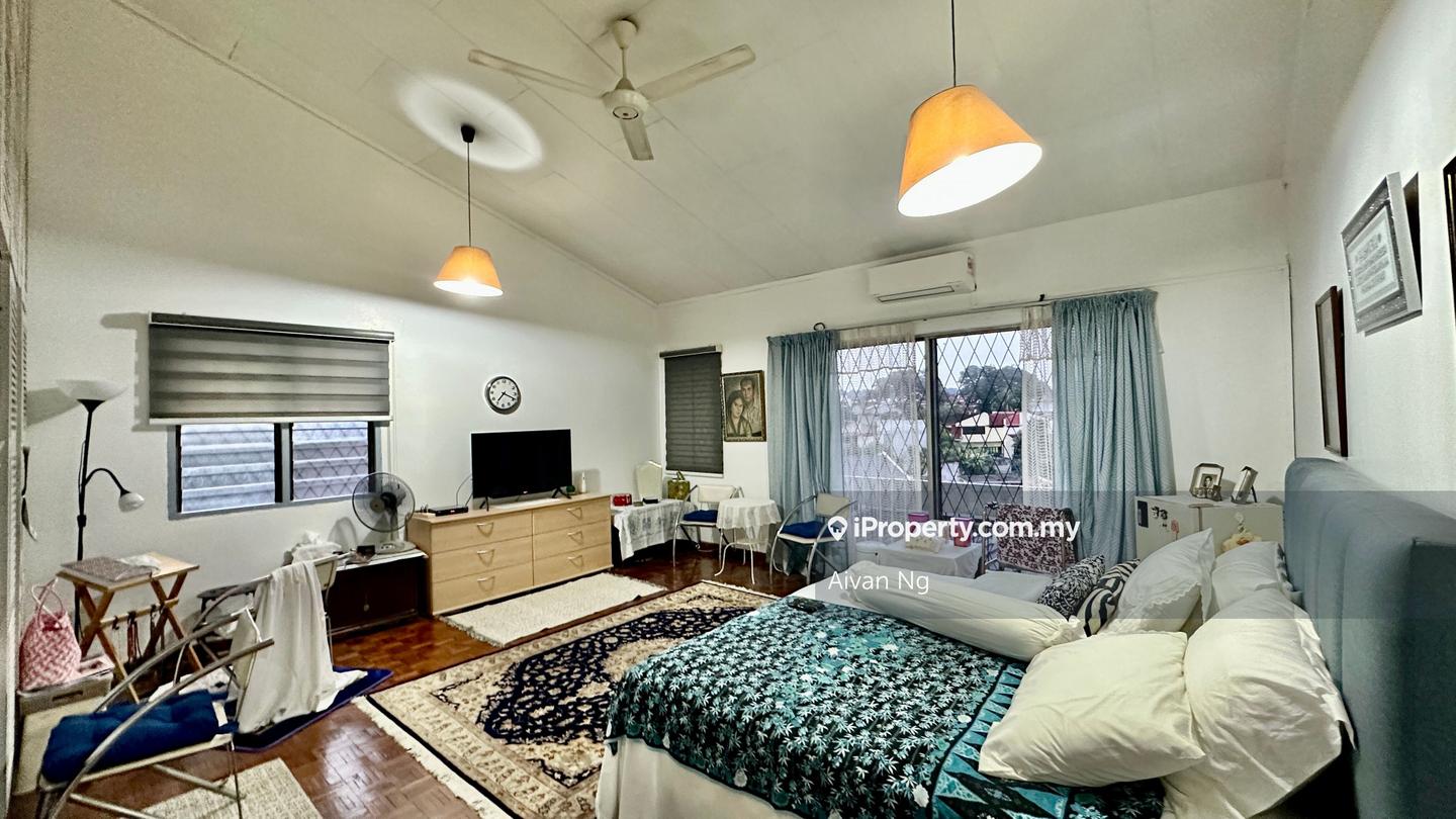 Bungalow House for Sale in Taman Lucky, Bangsar by Aivan Ng - iProperty.com.my