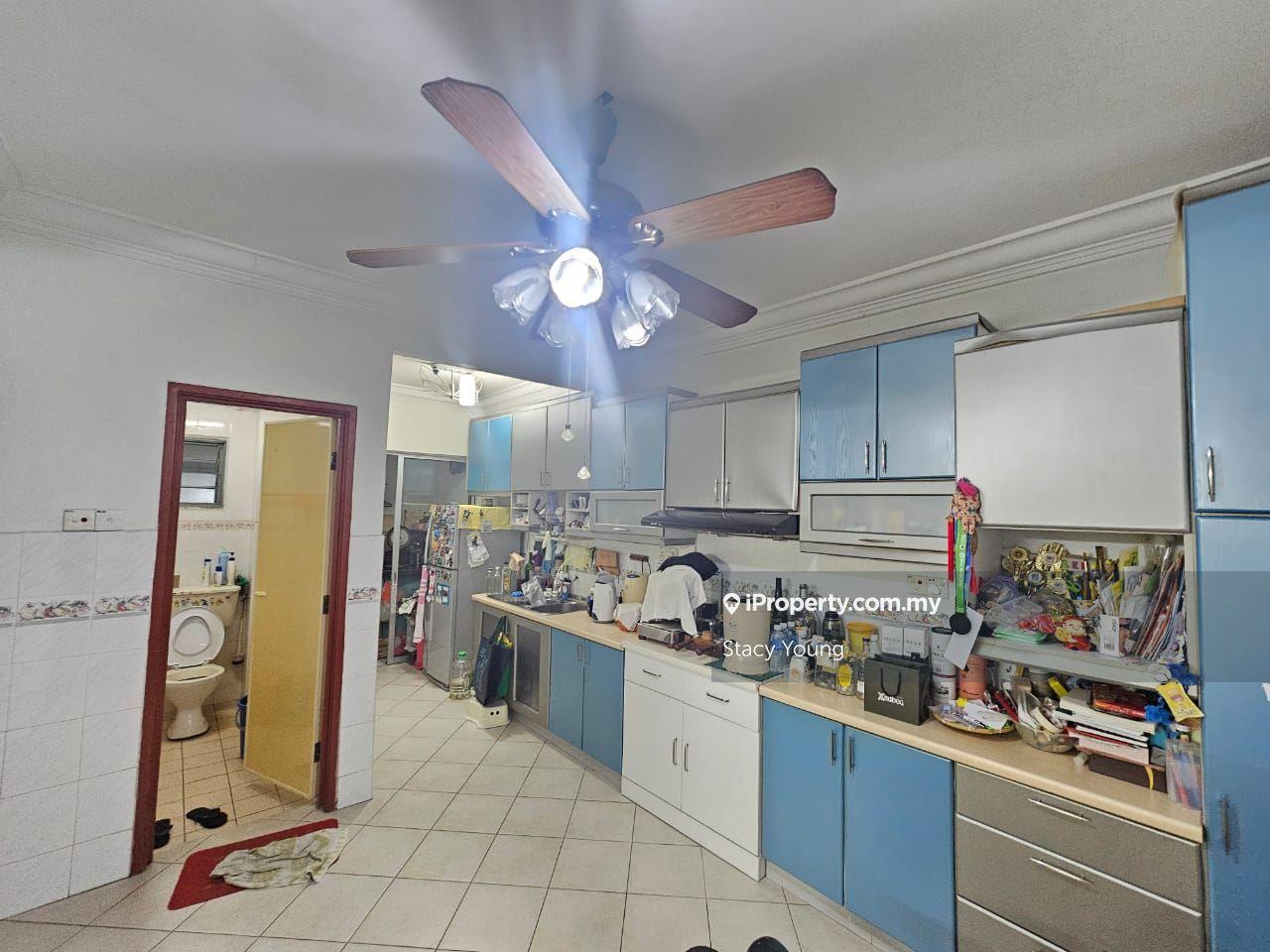 Rumah Berangkai 2 Tingkat untuk Dijual di Taman Seri Taming, Cheras oleh Stacy Young - iProperty.com.my