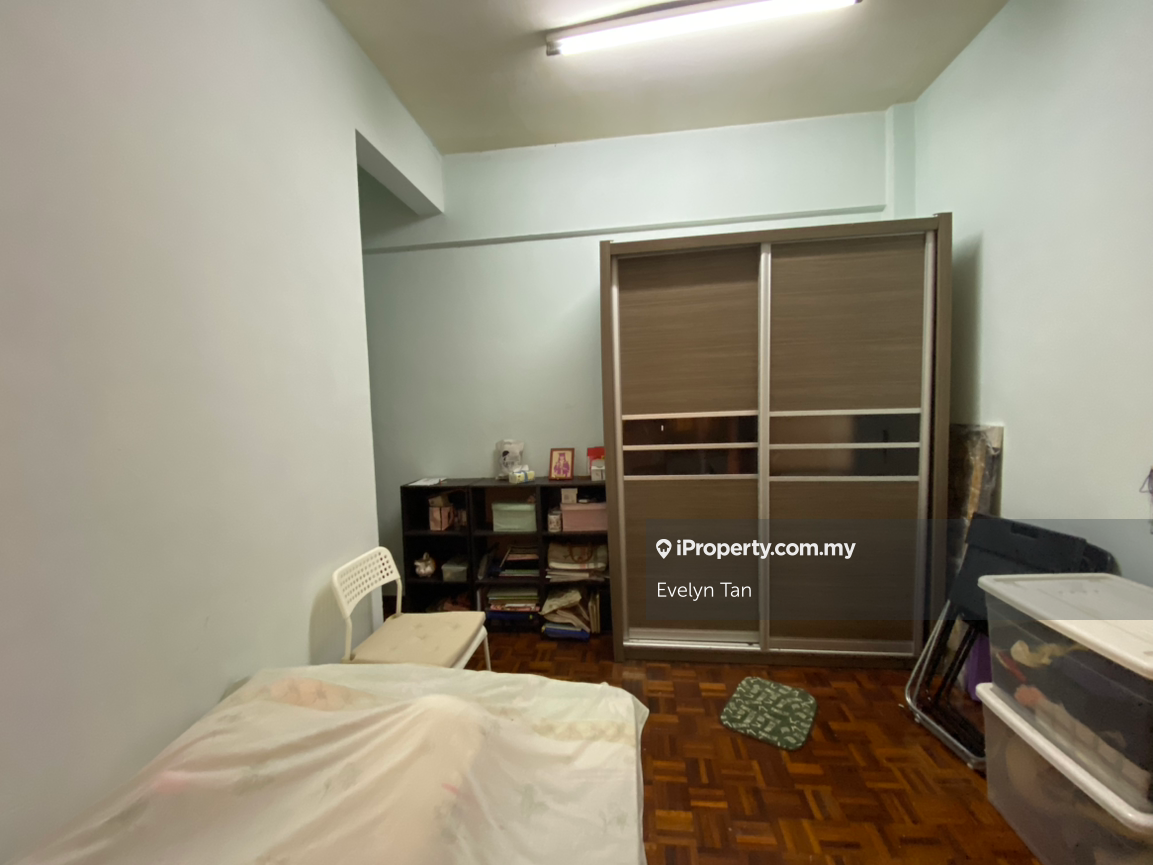 Pangsapuri untuk Dijual di Subang Perdana Goodyear Court 9 oleh Evelyn Tan - iProperty.com.my