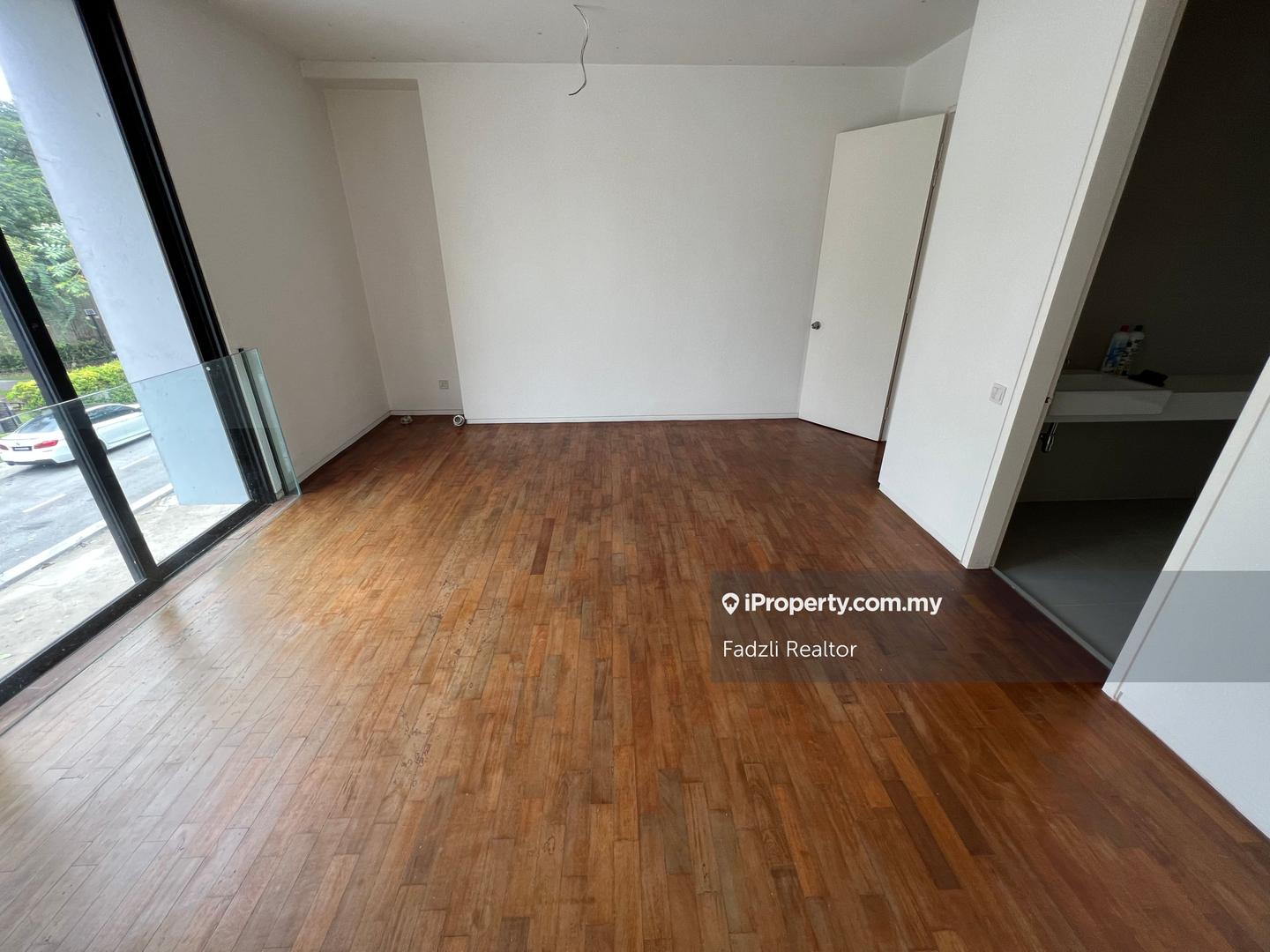 3-storey Terraced House for Sale in Seri Kembangan, Selangor by Fadzli Realtor - iProperty.com.my