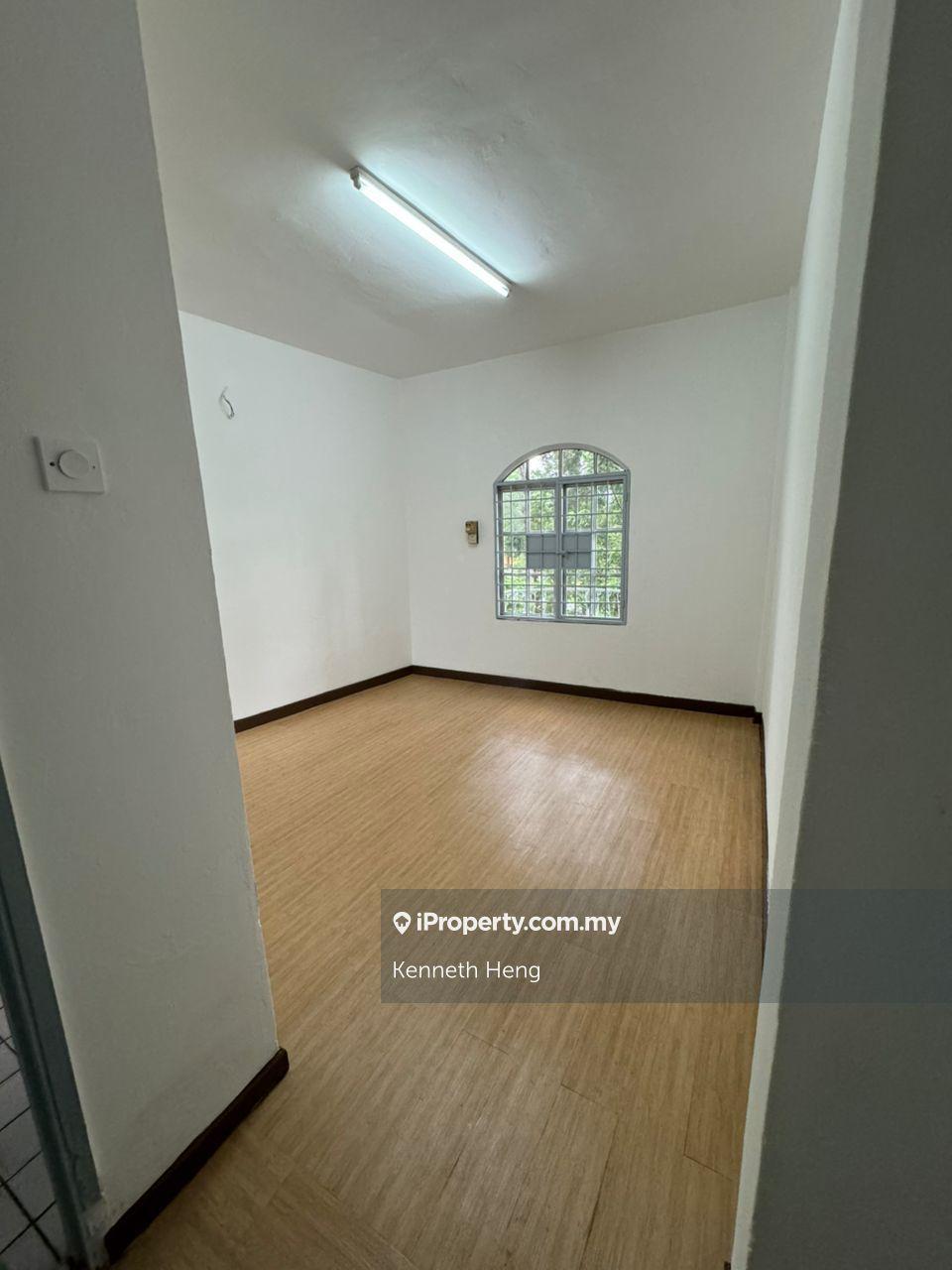 Kondominium untuk Dijual di Casa Venicia Condominium oleh Kenneth Heng - iProperty.com.my