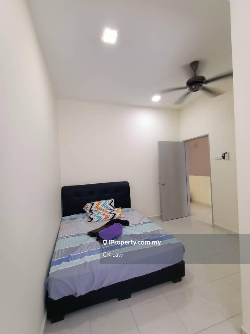 Rumah Teres untuk Dijual di Bandar Tasik Kesuma, Semenyih oleh CK Law - iProperty.com.my