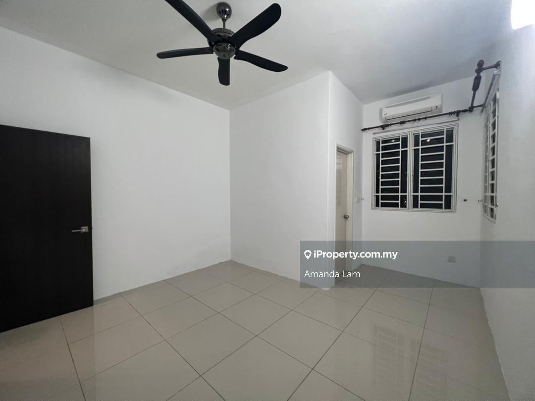 Semi-Detached House for Sale in Dua Villas, Sungai Ara by Amanda Lam - iProperty.com.my