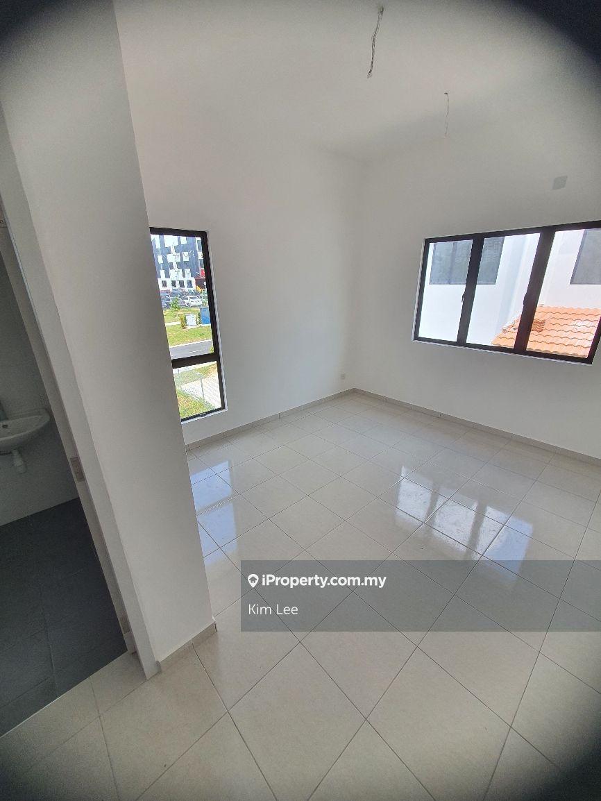 Rumah Berangkai 2 Tingkat untuk Dijual di Setia Utama, Setia Alam oleh Kim Lee - iProperty.com.my