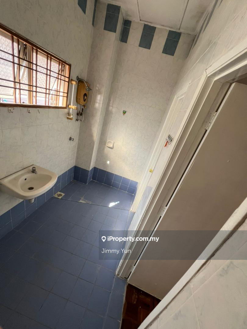 Rumah Berangkai 2.5 Tingkat untuk Dijual di BANDAR PUCHONG JAYA, Puchong oleh Jimmy Yun - iProperty.com.my