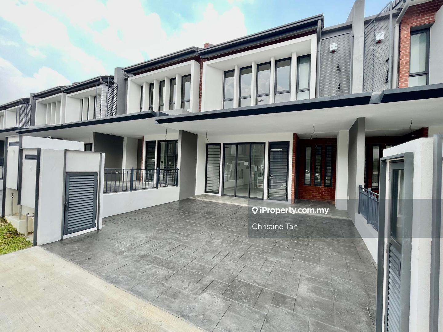 Rumah Berangkai 2 Tingkat untuk Dijual di Ilham Residence, Sungai Buloh oleh Christine Tan - iProperty.com.my