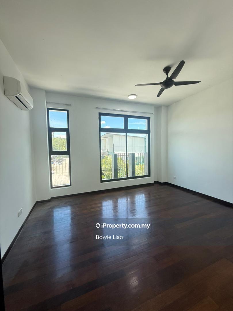Semi-Detached House for Sale in Bukit Rahman Putra, Sungai Buloh by Bowie Liao - iProperty.com.my