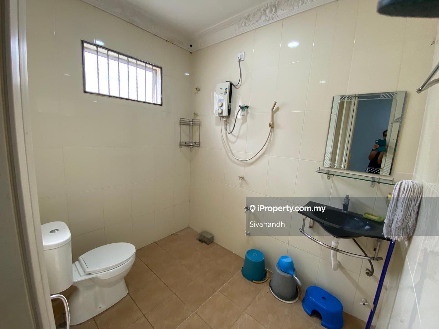 Rumah Berangkai 1 Tingkat untuk Dijual di Taman Sentosa, 1 Sty, Corner, Big Land, Renovated, Klang oleh Sivanandhi - iProperty.com.my