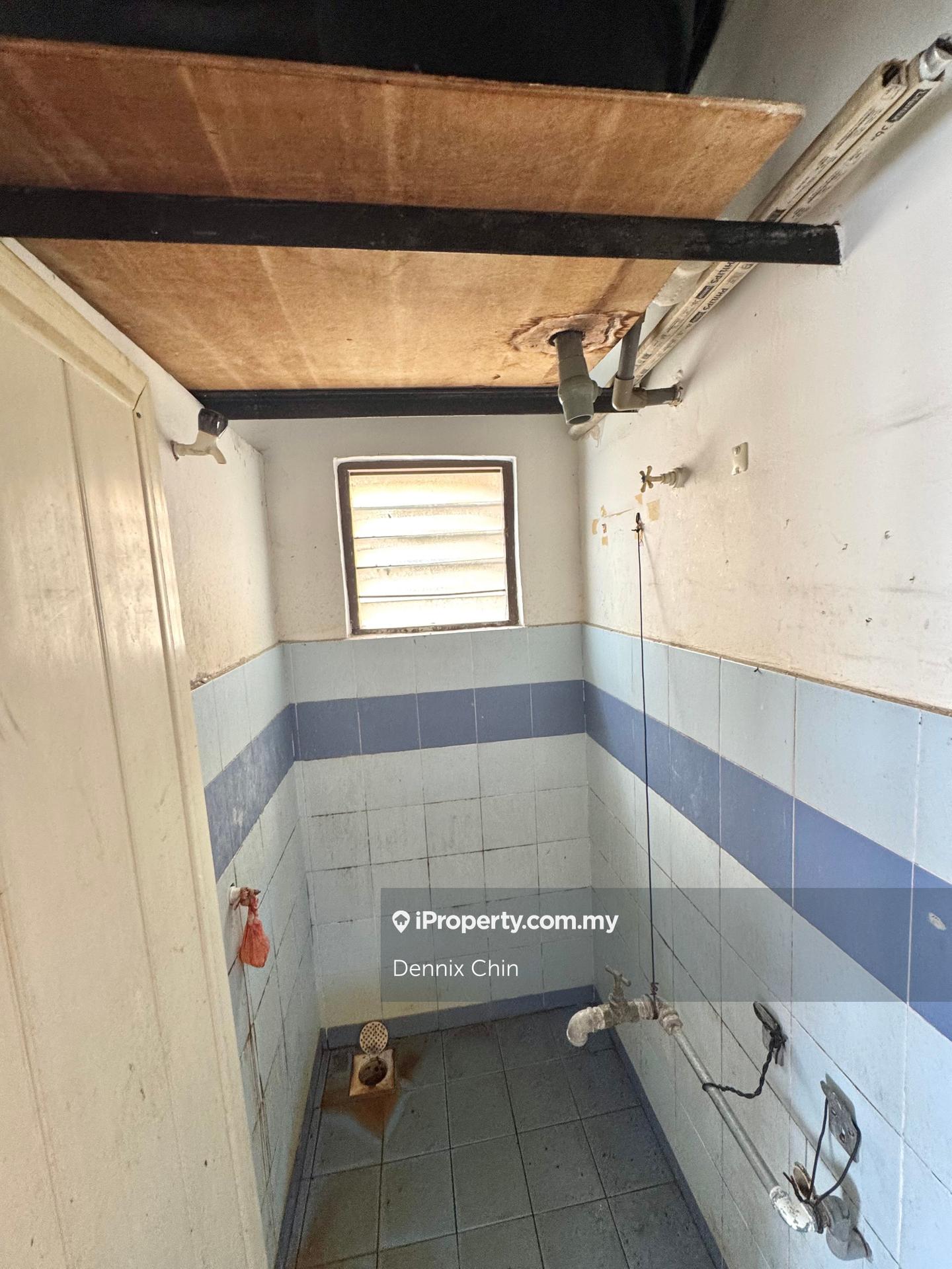 Pangsapuri untuk Dijual di Pangsapuri Baiduri oleh Dennix Chin - iProperty.com.my