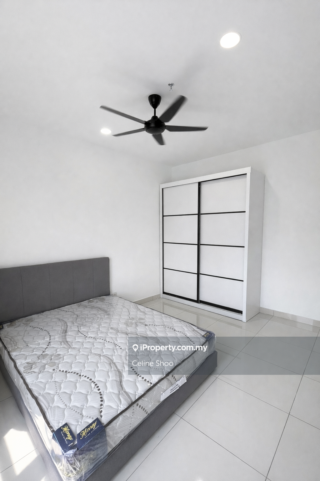 Residensi Servis untuk Disewa di Ten Kinrara oleh Celine Shoo - iProperty.com.my