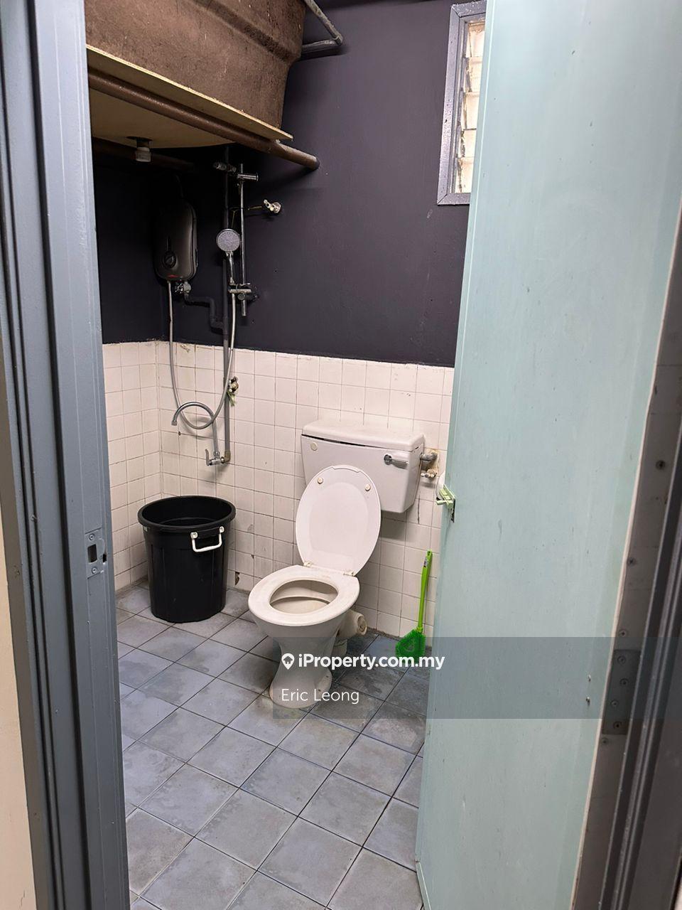 Apartment for Sale in Pangsapuri Seri Gembira by Eric Leong - iProperty.com.my