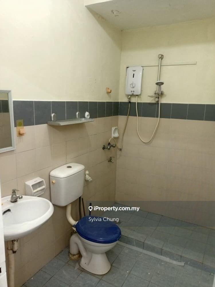 2.5-storey Terraced House for Rent in Taman Fantasi, Jalan Likas, Kota Kinabalu by Sylvia Chung - iProperty.com.my