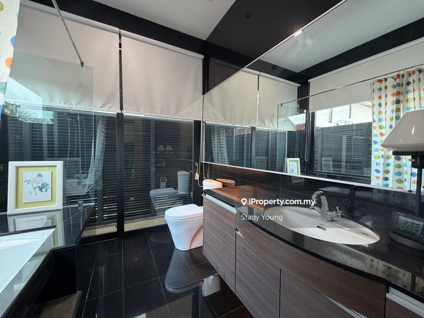 Banglo untuk Dijual di Bukit Gita Bayu, Seri Kembangan oleh Stacy Young - iProperty.com.my