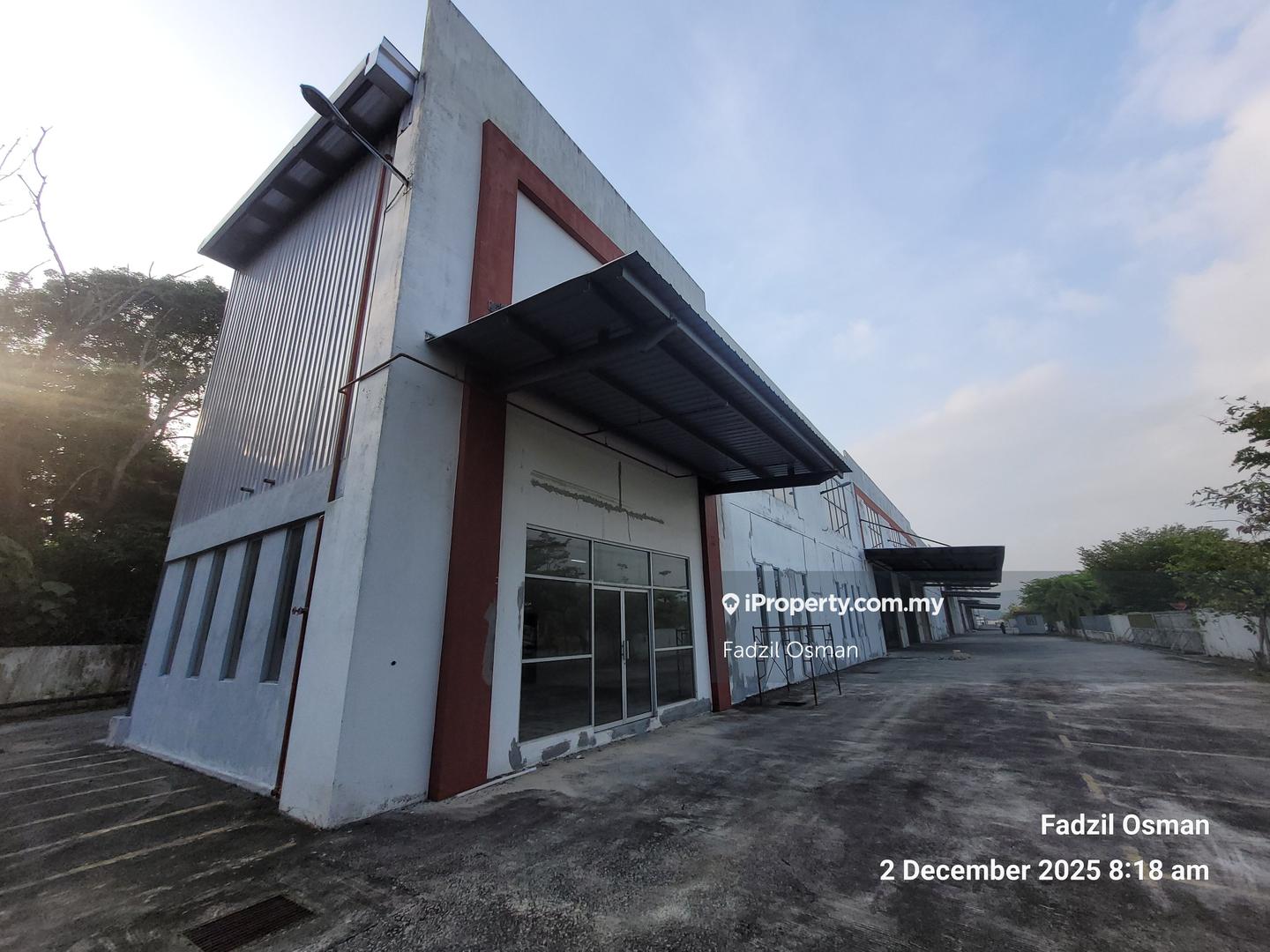 Kilang Terpisah untuk Disewa di Bandar Sri Sendayan, Negeri Sembilan oleh Fadzil Osman - iProperty.com.my