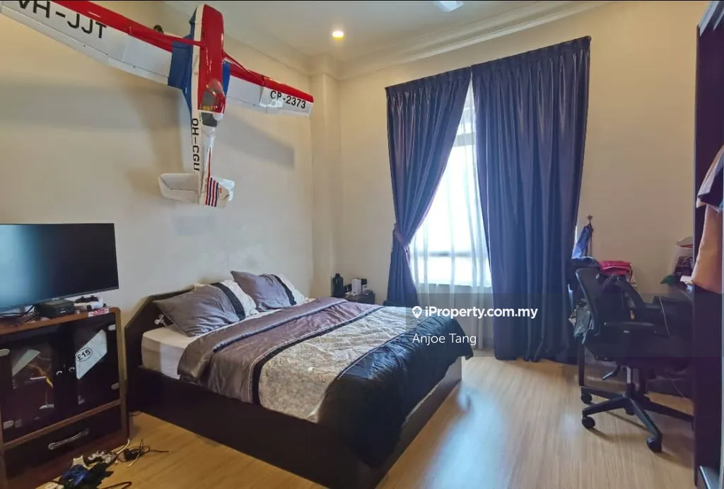 Banglo untuk Dijual di Lakeside Residence End Lot Bungalow, Shah Alam oleh Anjoe Tang - iProperty.com.my