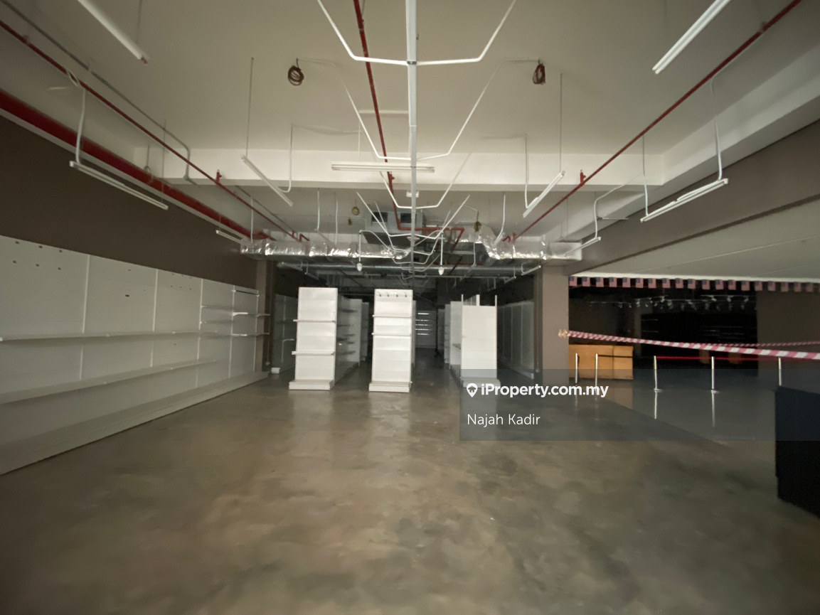Banglo Komersial untuk Dijual di Cyberjaya, Cyberjaya oleh Najah Kadir - iProperty.com.my