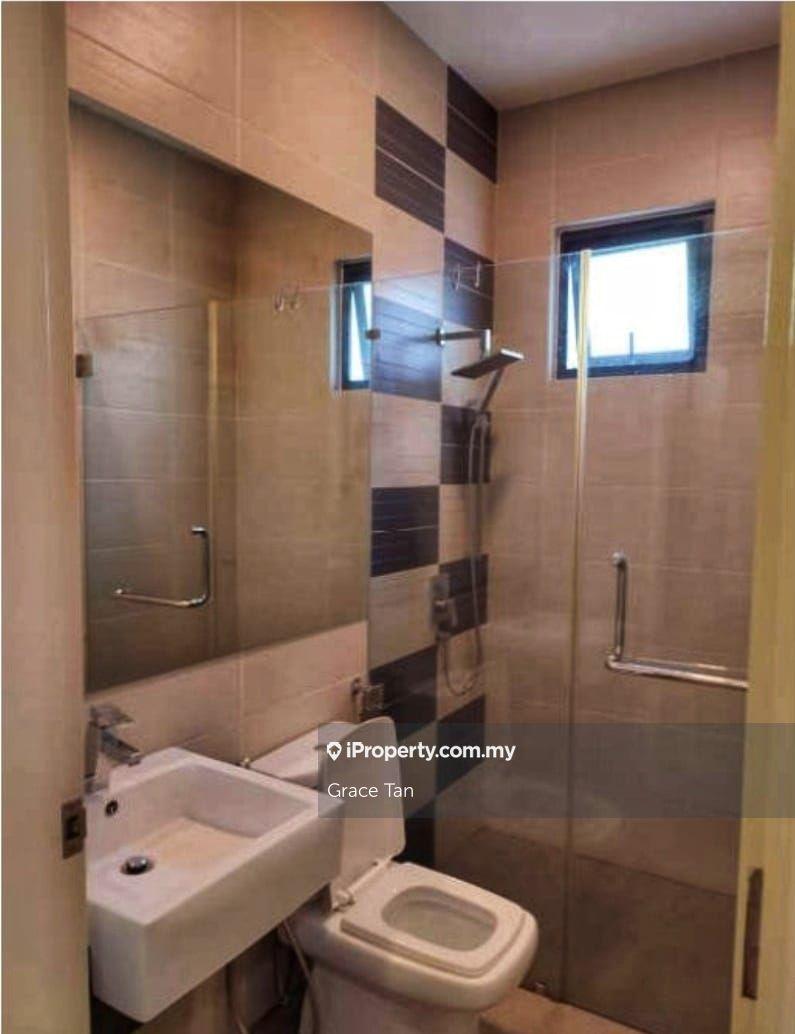 Rumah Berkembar untuk Dijual di Taman Equine, Seri Kembangan oleh Grace Tan - iProperty.com.my
