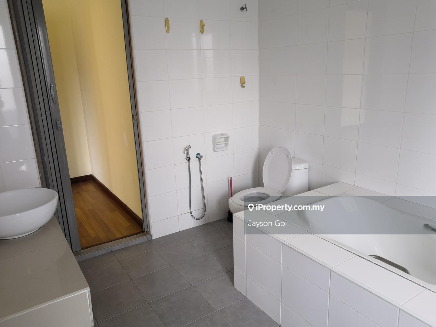 Rumah Berkembar untuk Dijual di Taman Anggun, Rawang oleh Jayson Goi - iProperty.com.my