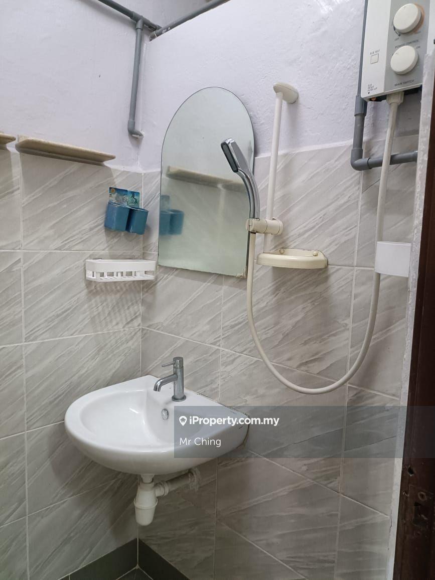 Pangsapuri untuk Disewa di Sri Anggerik 1 oleh Mr Ching - iProperty.com.my