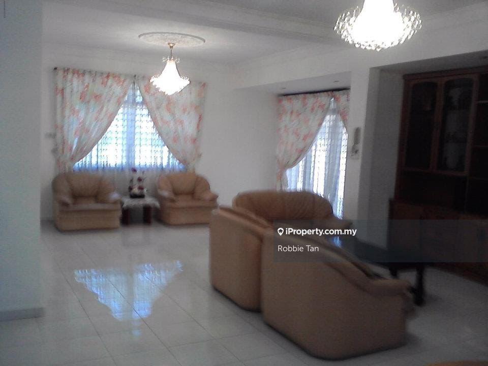 Banglo untuk Dijual di Taman Ayer Molek, Johor Bahru oleh Robbie Tan - iProperty.com.my