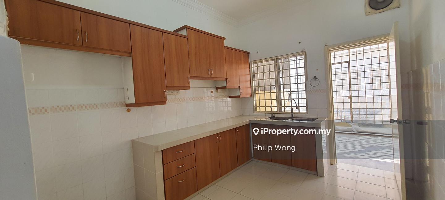 2-storey Terraced House for Sale in Taman Putra Permai, Seri Kembangan by Philip Wong - iProperty.com.my