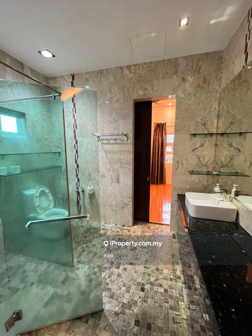 Bungalow House for Sale in Taman Paramount, Petaling Jaya by Kok - iProperty.com.my