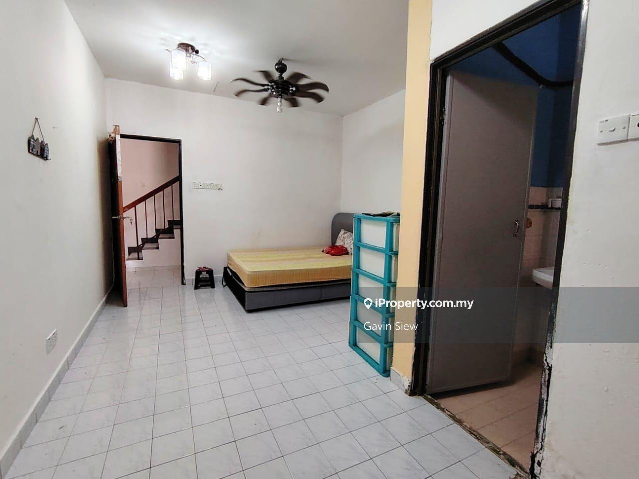 Rumah Berkembar untuk Disewa di Taman Megah Ria, Masai oleh Gavin Siew - iProperty.com.my