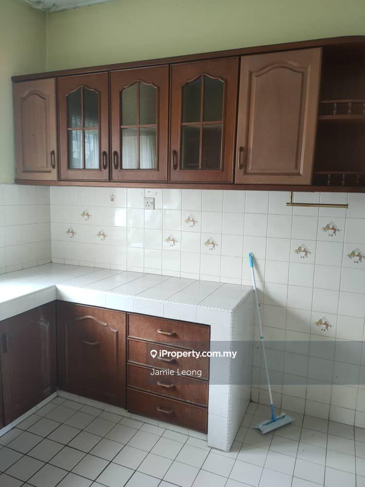 Pangsapuri untuk Dijual di Putra Apartment oleh Jamie Leong - iProperty.com.my