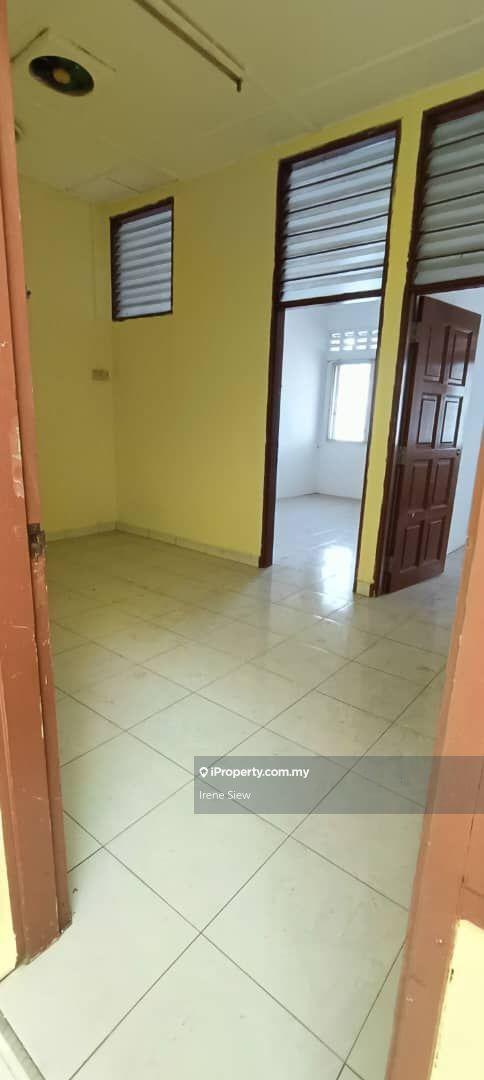 Rumah Berangkai 2 Tingkat untuk Dijual di Taman Ho, Seremban oleh Irene Siew - iProperty.com.my
