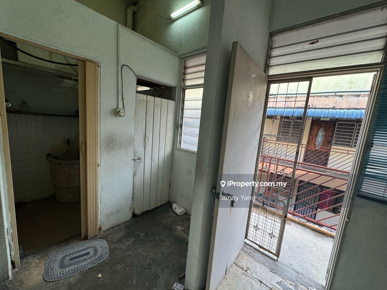 Rumah Pangsa untuk Dijual di Taman Haji Mohd Amin oleh Sunny Yang - iProperty.com.my