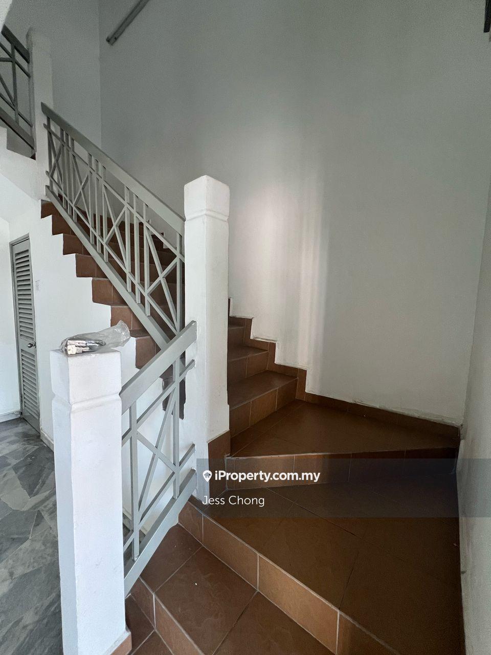 Rumah Berangkai 2 Tingkat untuk Dijual di Usj 14, Subang Jaya oleh Jess Chong - iProperty.com.my