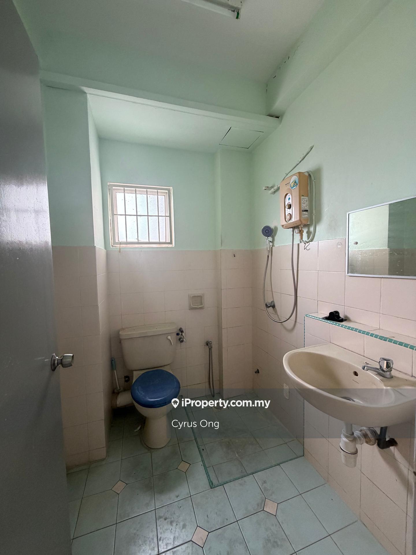 Apartment for Sale in Seri Puri by Cyrus Ong - iProperty.com.my